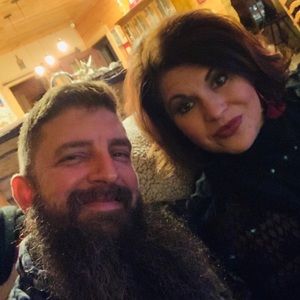 Meet your Posher, April